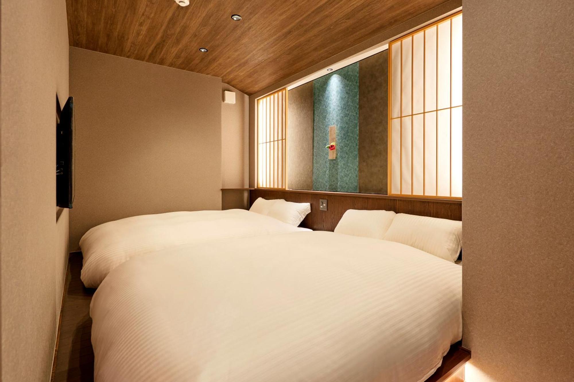 古今 天下茶屋 With A Private Parking Lot And A Half Open-Air Bath And Direct To Kix Villa Osaka Dış mekan fotoğraf